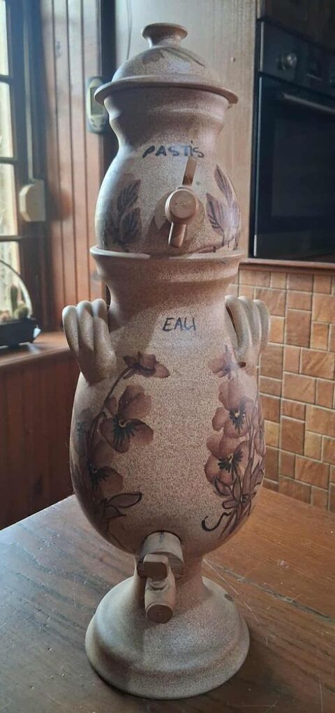 FONTAINE A PASTIS ET VASE EN GRES 20 Thaon-les-Vosges (88)