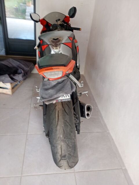 Moto HONDA 2010 occasion Peyrolles-en-Provence 13860