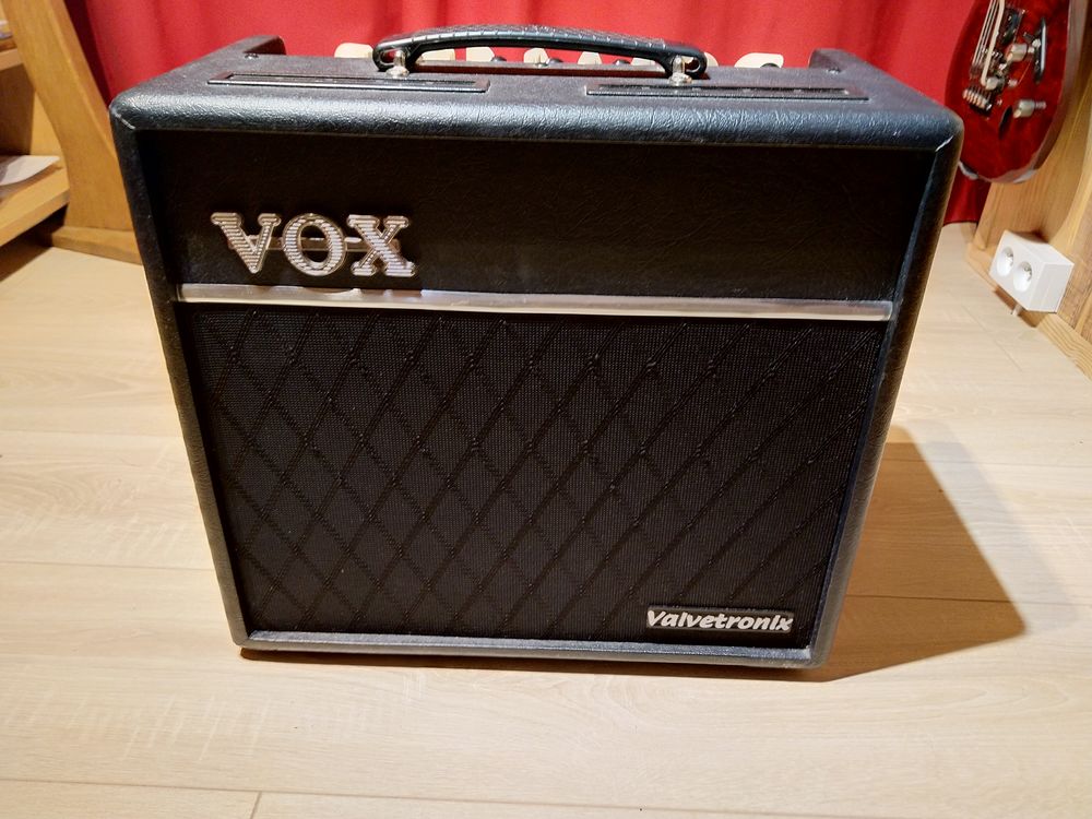 Ampli guitare Vox VT40 + Instruments de musique