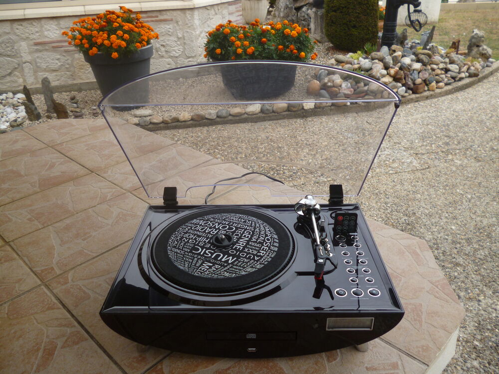 Un tourne disques encodeur CD et vinyles