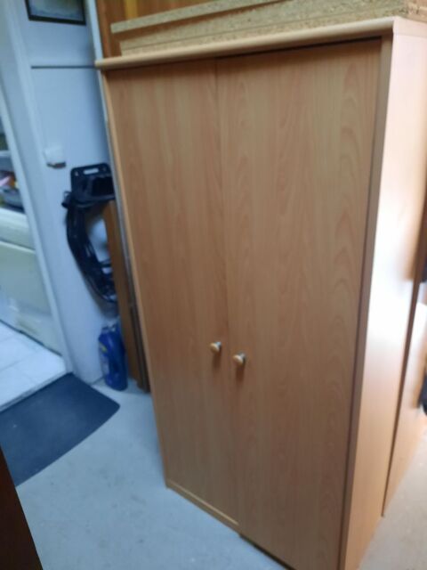 Petite armoire  bois clair 25 Bourg-de-Péage (26)