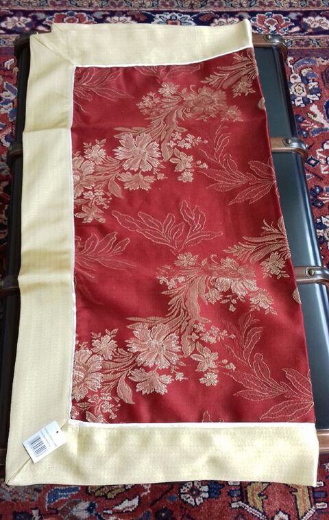 NAPPERON ORIENTAL - 85X85CM - NEUF Lamballe (22)