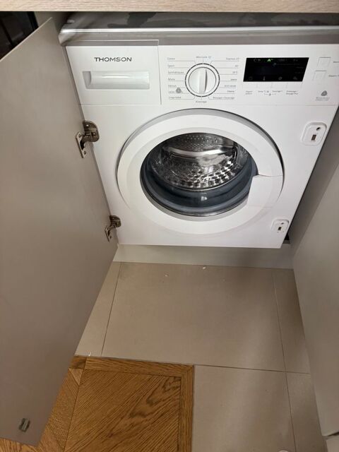 Lave-linge encastrable Thomson blanc 320 Paris 17 (75)