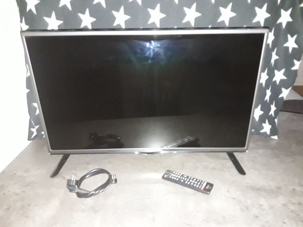 T&Eacute;L&Eacute;VISION Photos/Video/TV