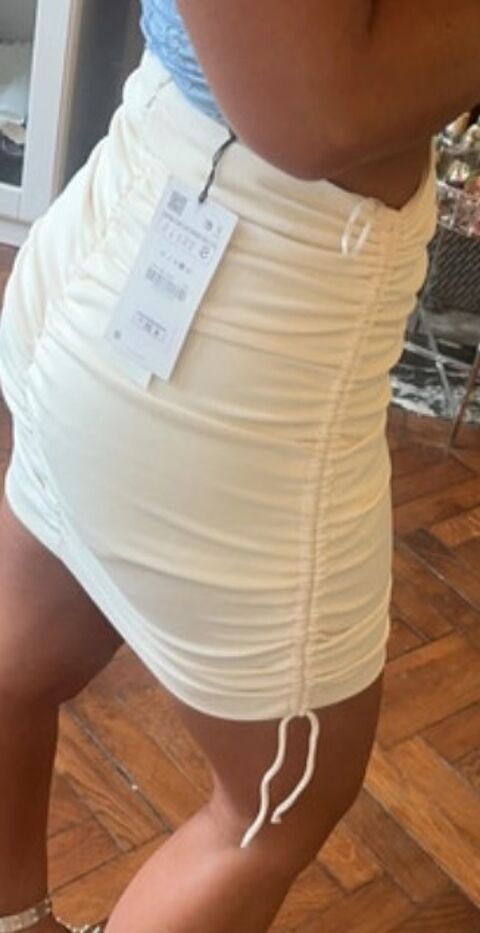 JUPE NUDE ZARA NEUVE 13 Paray-le-Monial (71)