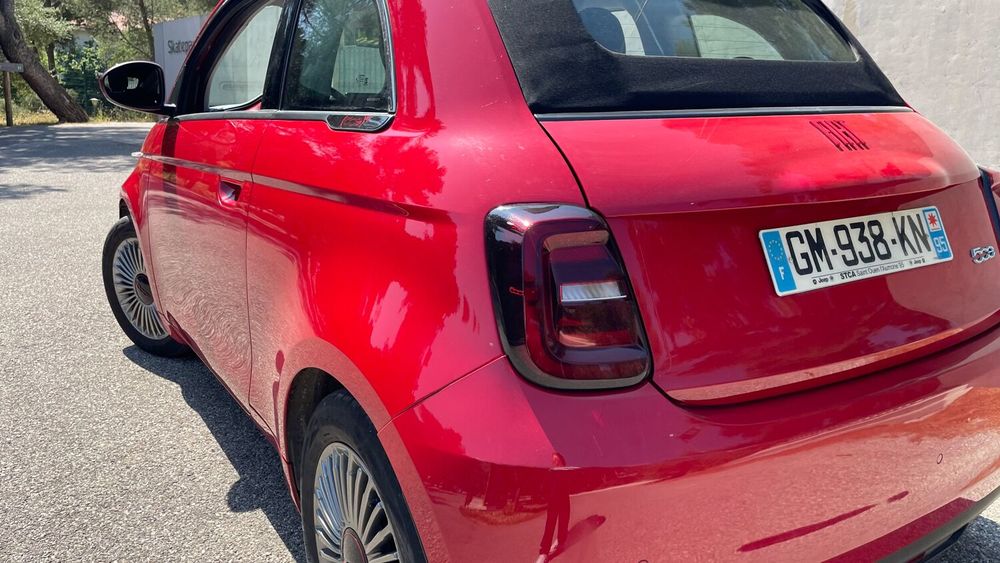 500 E cabriolet FIAT lectrique RED 95ch 2023 occasion 13260 Cassis