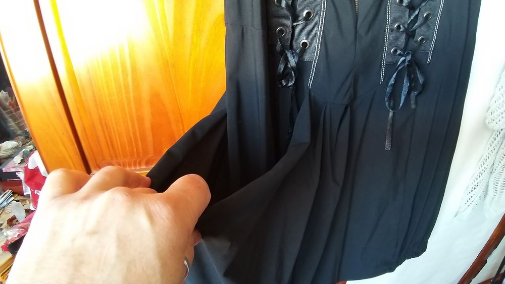 robe noire style gothique Vêtements