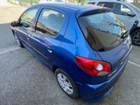 206 + 1.4e 75ch Urban 2010 occasion 83130 La Garde