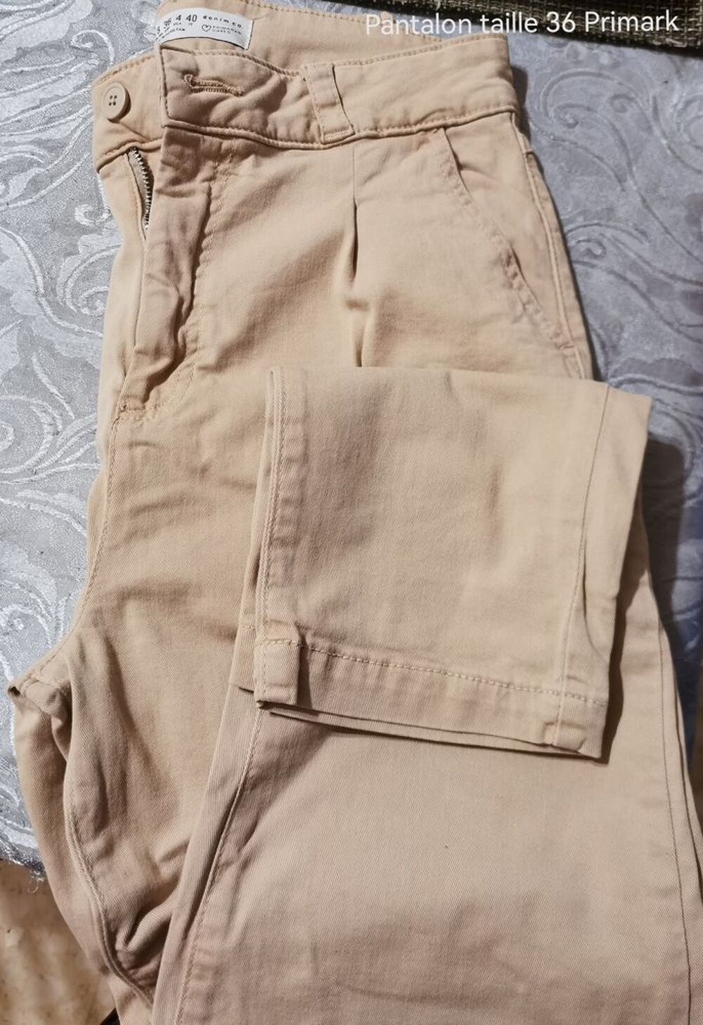 Pulls et jeans Vêtements