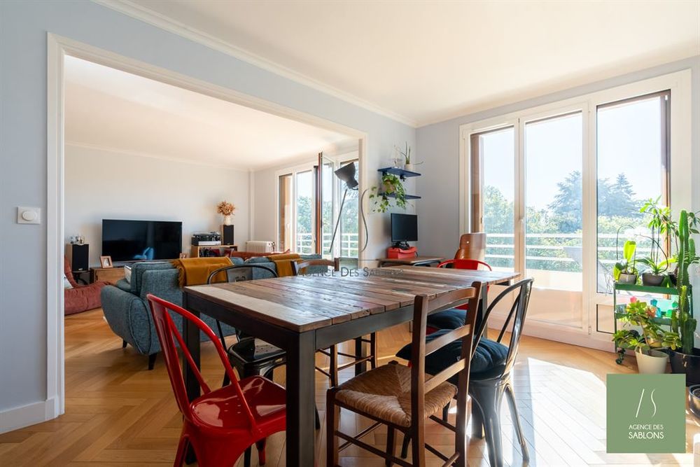 vente Appartement - 6 pièce(s) - 100 m² Le Vésinet (78110)