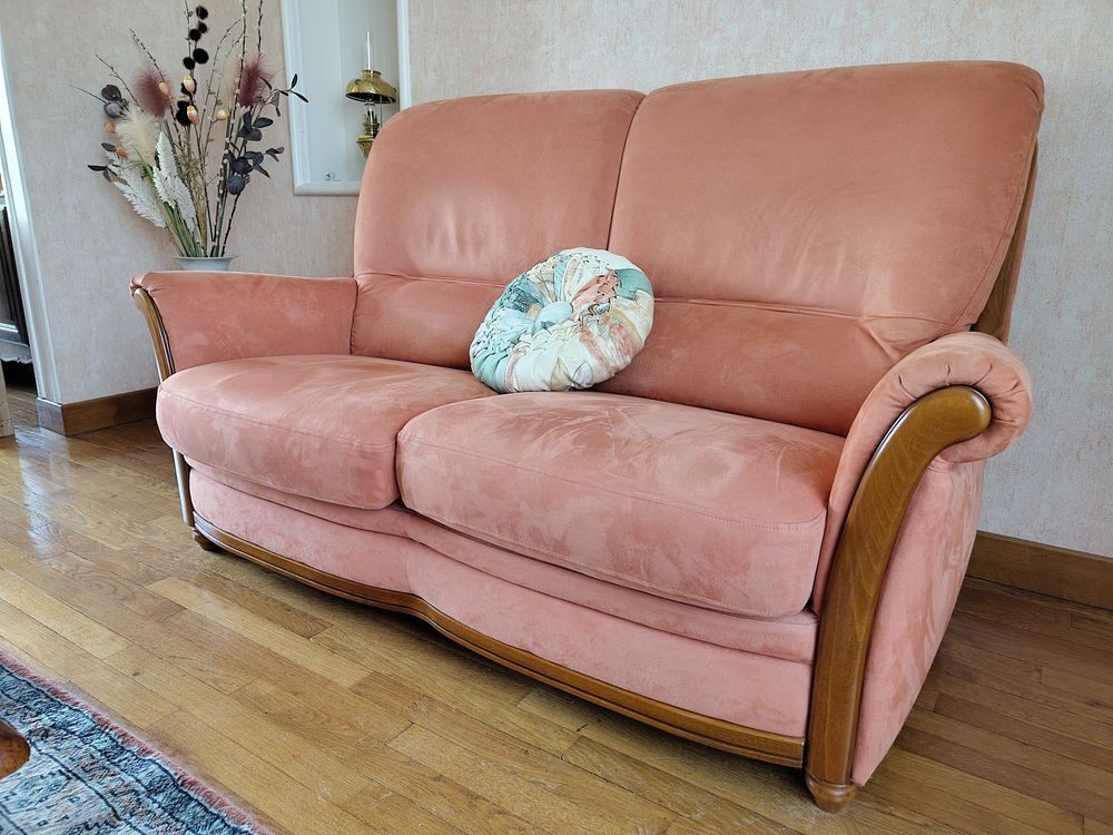 Ensemble canap&eacute;, 2 fauteuils dont un club pour salon Meubles