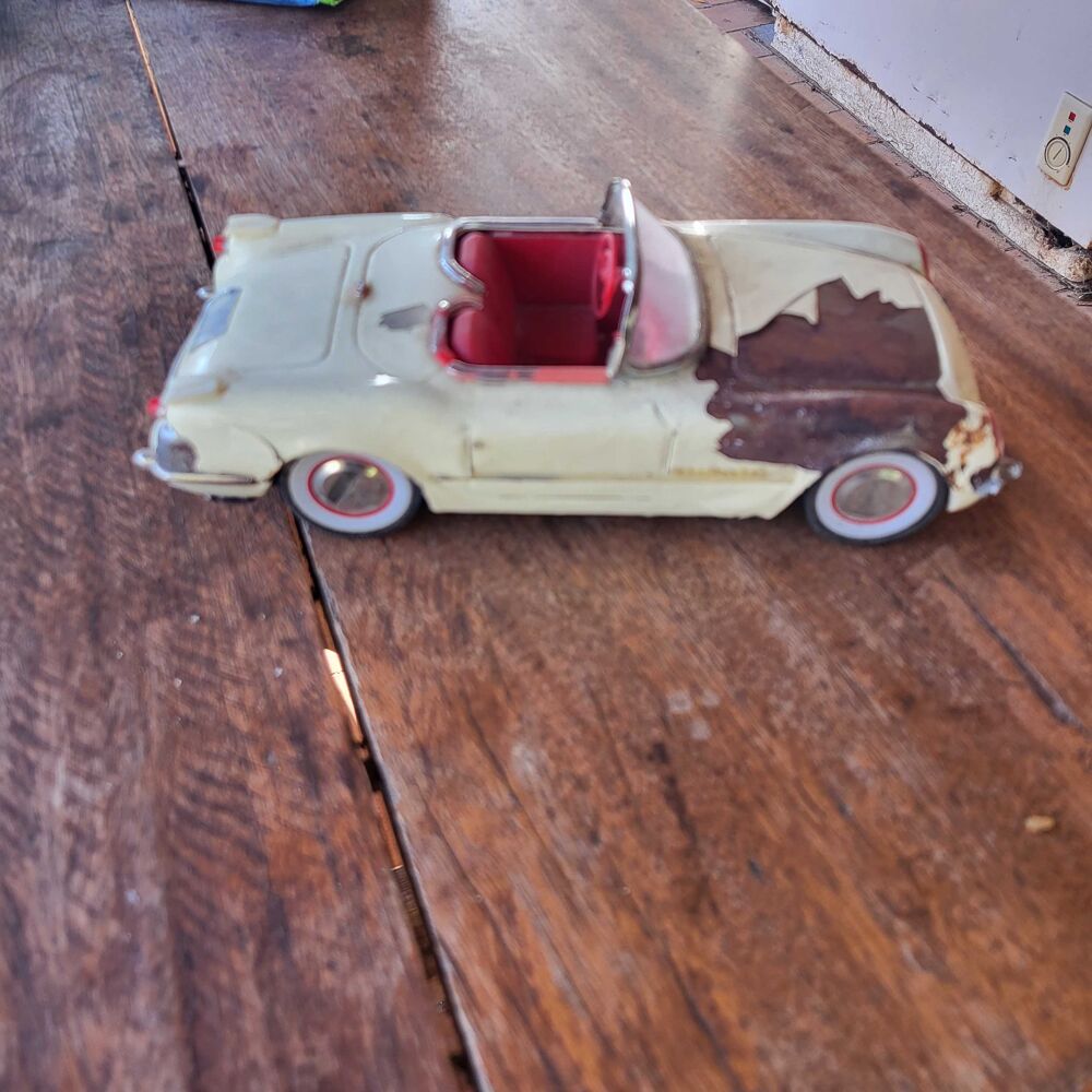 voiture jou&eacute;e ancienne ann&eacute;e 50 