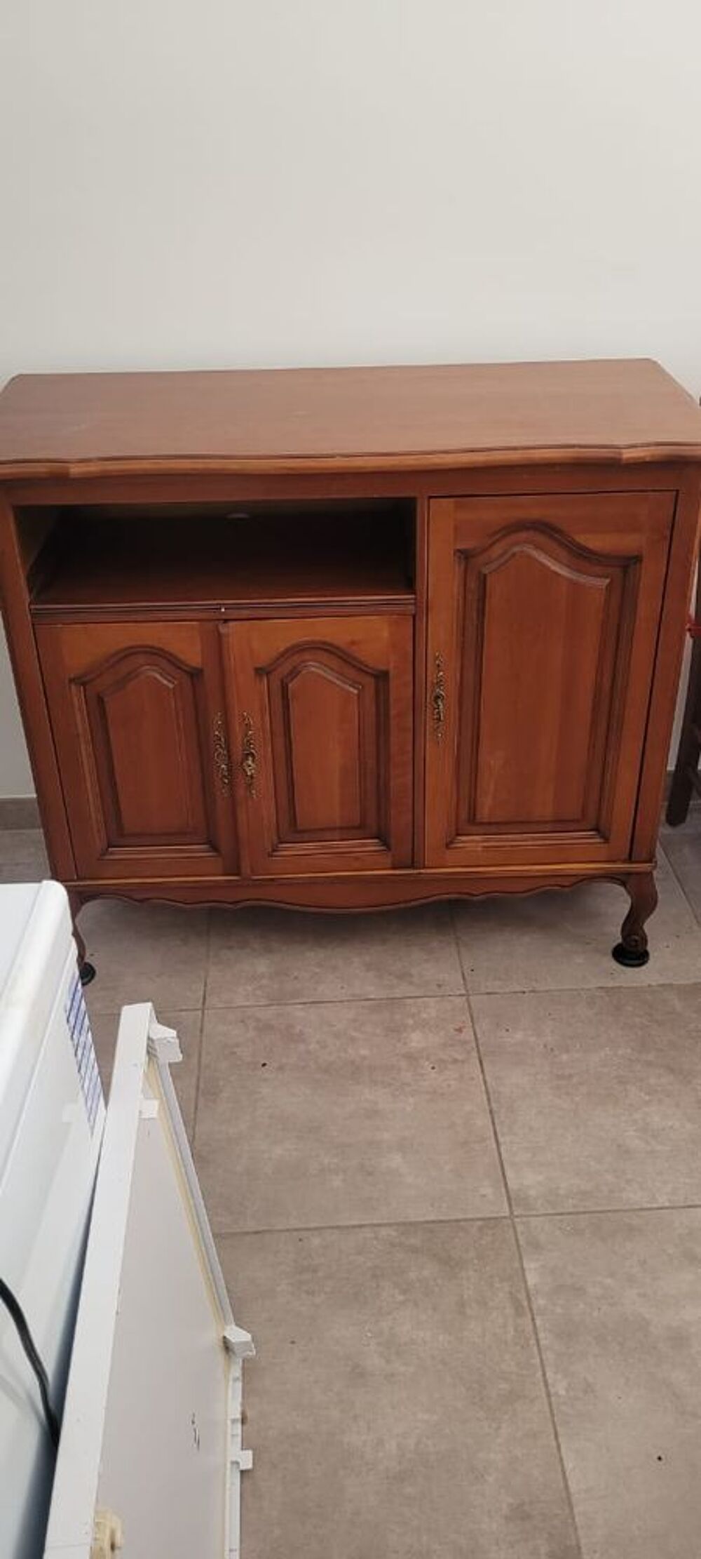 meuble t&eacute;l&eacute; en bois Meubles