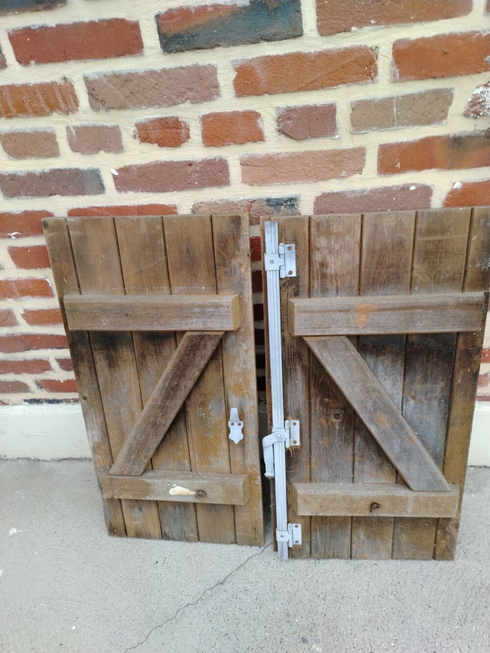 Volet en bois Bricolage