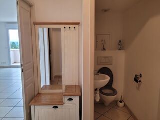  Appartement à louer 3 pièces 69 m²
