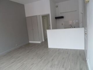  Appartement à louer 2 pièces 48 m²
