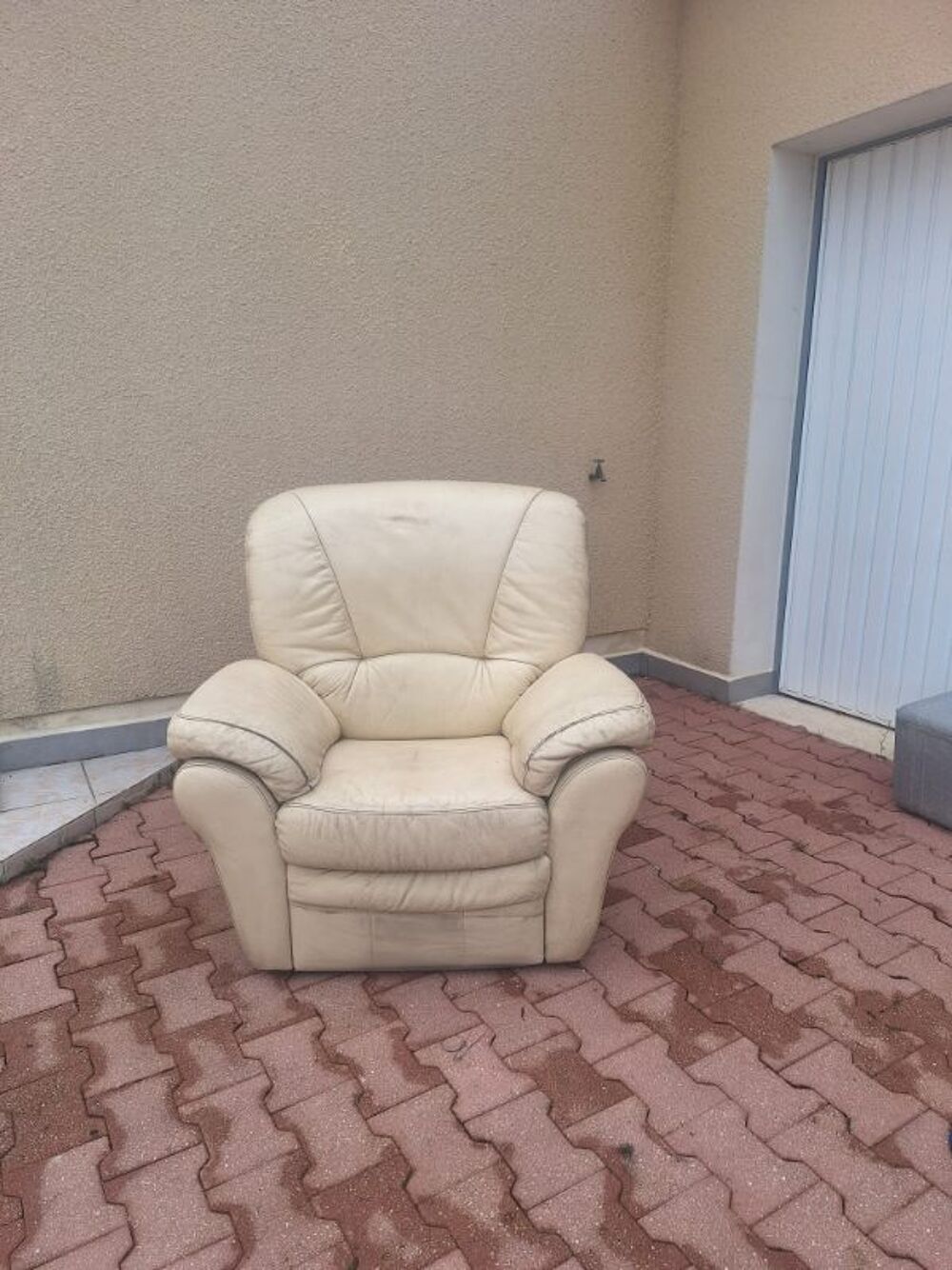 fauteuil cuir blanc design Meubles