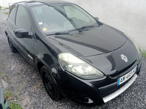 Renault Clio III Privil&egrave;ge 2010 occasion Tarnos 40220