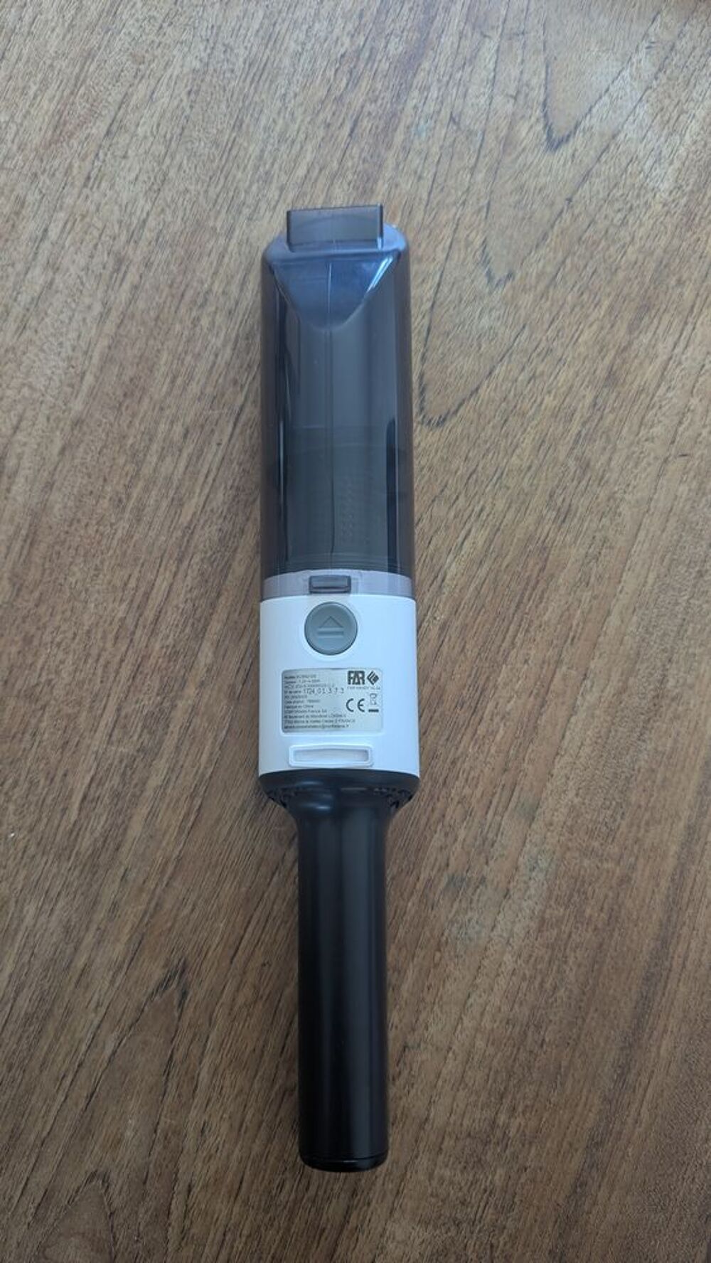 Aspirateur main Electroménager