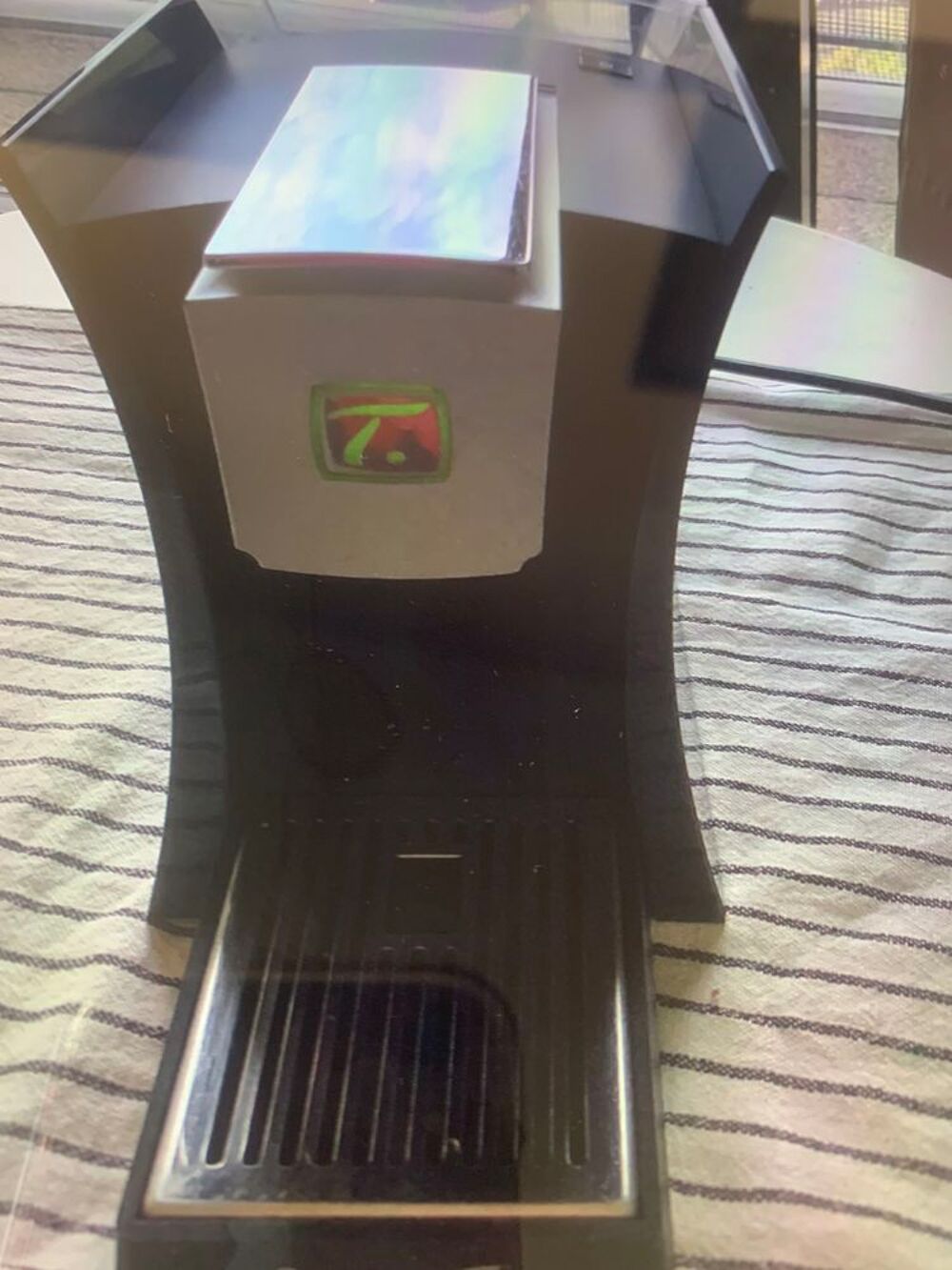 MACHINE A THE SPECIAL T BY NESTLE Electroménager