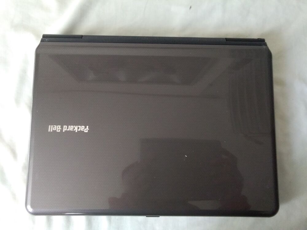 PC Portable Packard Bell Easy Note MT85 Matériel informatique