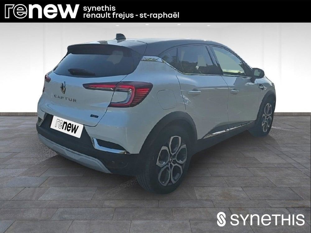 Captur E-Tech full hybrid 145 Techno 2023 occasion 83600 Fr&eacute;jus