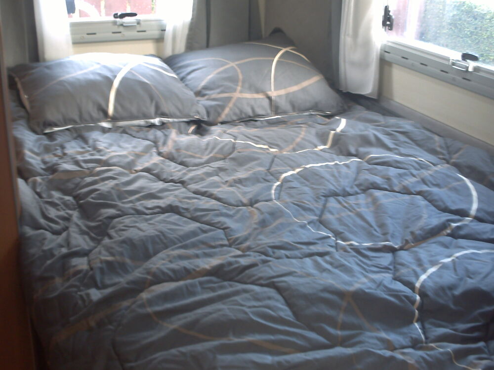 lit tout fait camping car Décoration