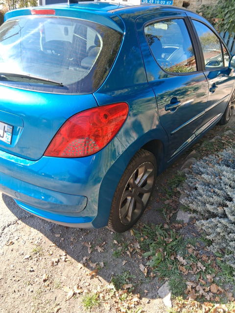 Peugeot 207 1.4 HDi 70ch BLUE LION Premium
