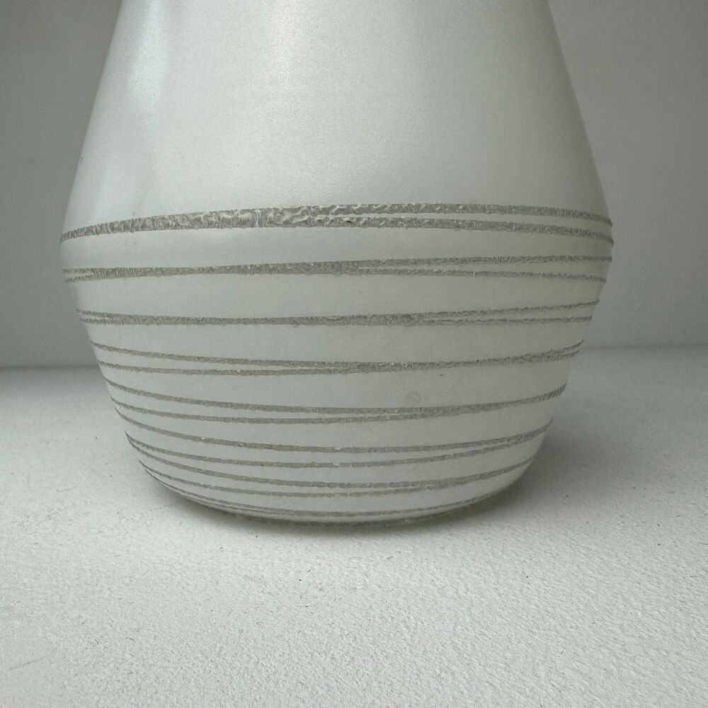 ANCIENNE SUSPENSION VINTAGE EN VERRE 1970
D�coration