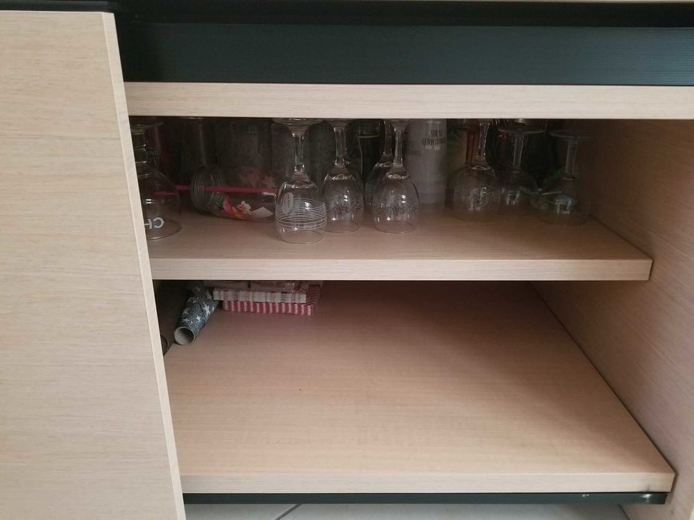 Buffet bas Roche Bobois ch&ecirc;ne teint&eacute; blanchi Meubles