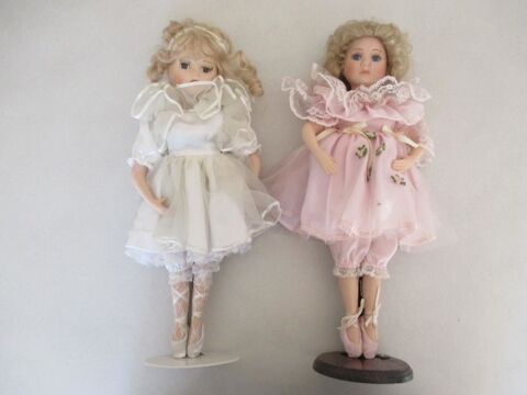 Lot de 2 poupées de collection (04) 12 Valenciennes (59)