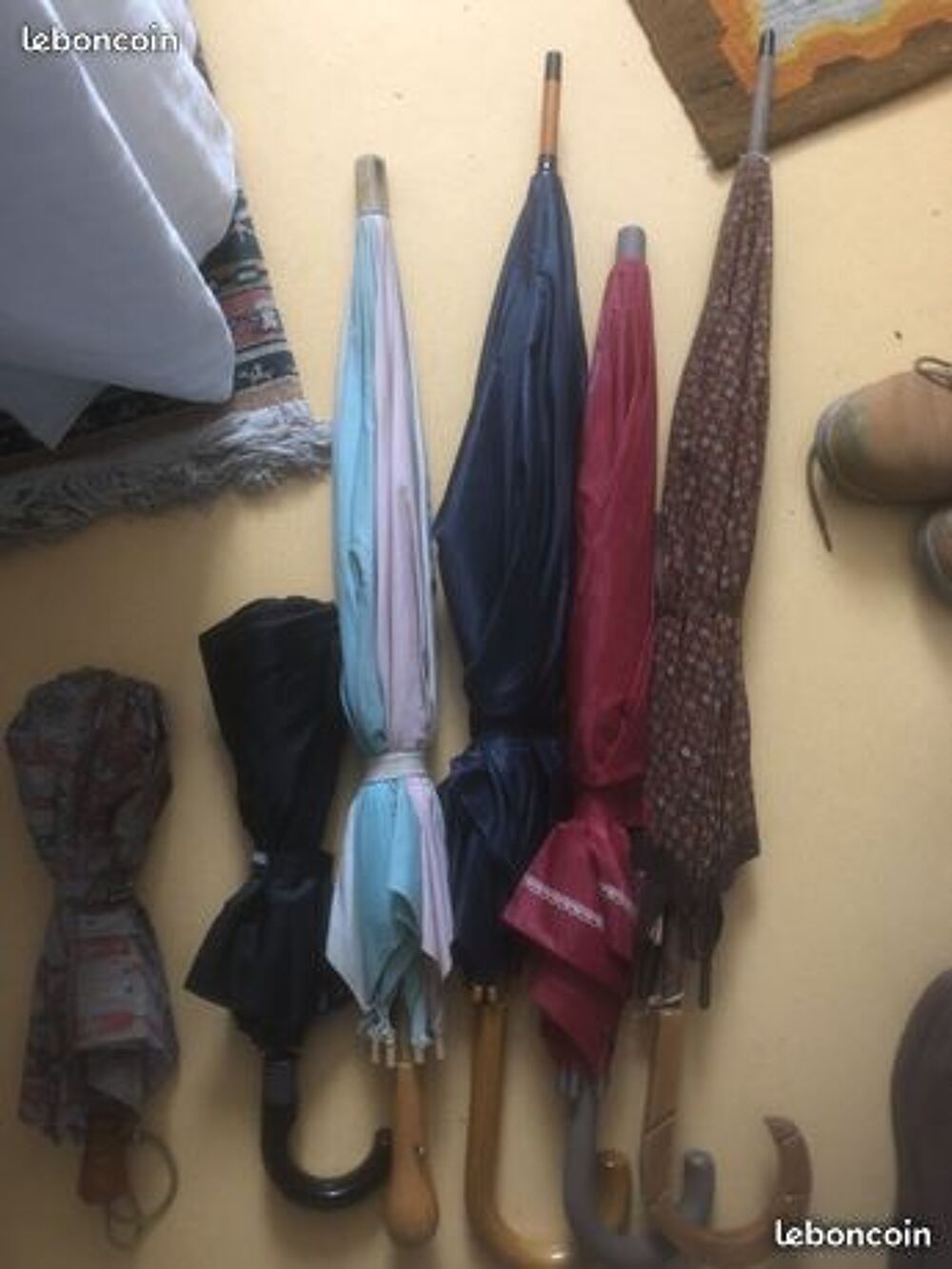 Lot de parapluies Maroquinerie