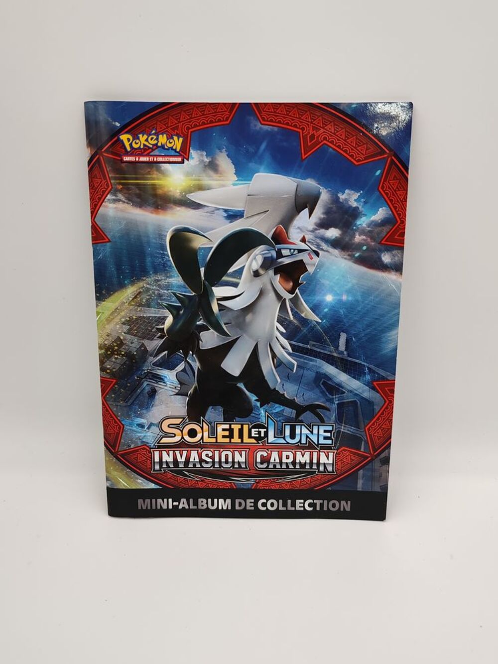 Mini-Album de Collection Soleil et Lune Invasion Carmin neuf Livres et BD