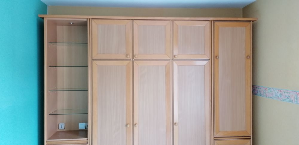 Meuble Lit escamotable sur mesure L: 2.56/ H: 2.26/ P:0.44 Meubles