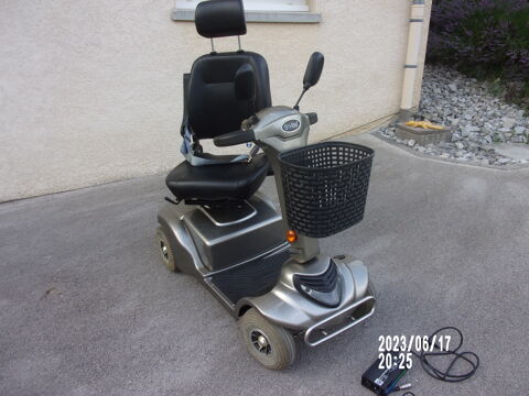 SCOOTER ELECTRIQUE 4 ROUES POUR PERSONNE A MOBILITE REDUITE 0 25440 Quingey