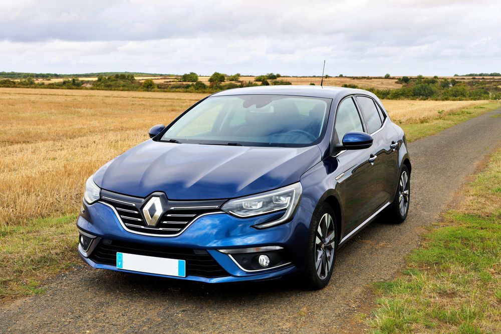 Megane IV M&eacute;gane IV Berline TCe 140 EDC FAP Intens 2019 occasion 86440 Mign&eacute;-Auxances