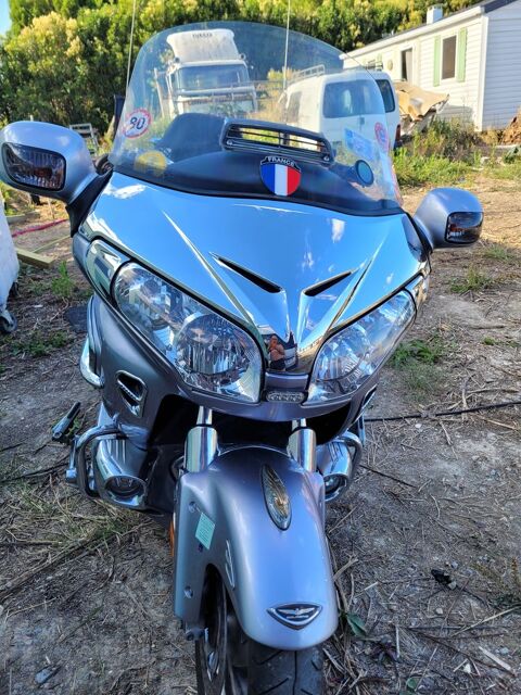 Moto HONDA 2009 occasion Le Grau-du-Roi 30240