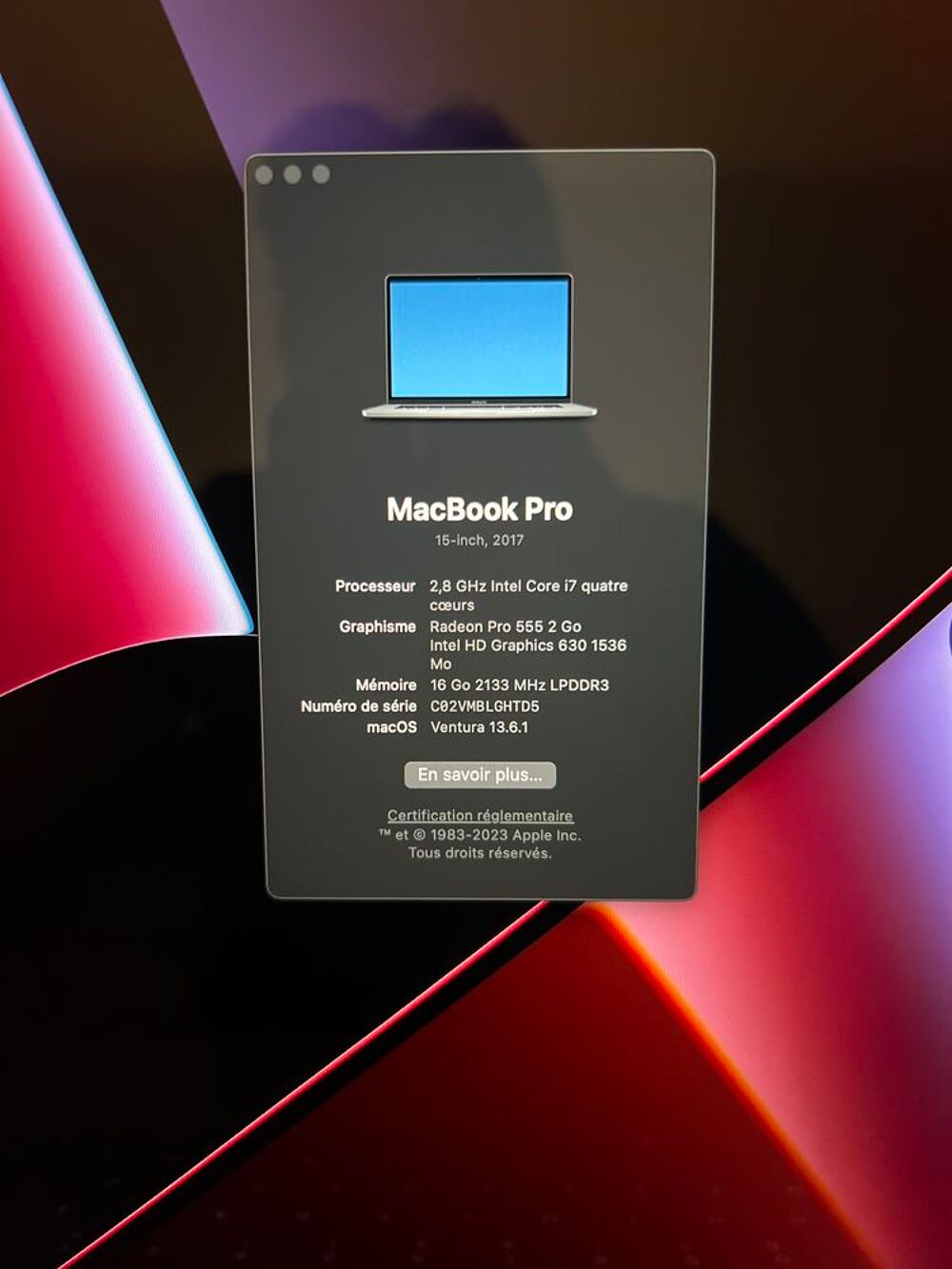 MacBook Pro touchbar 15 pouces 2017 Matériel informatique