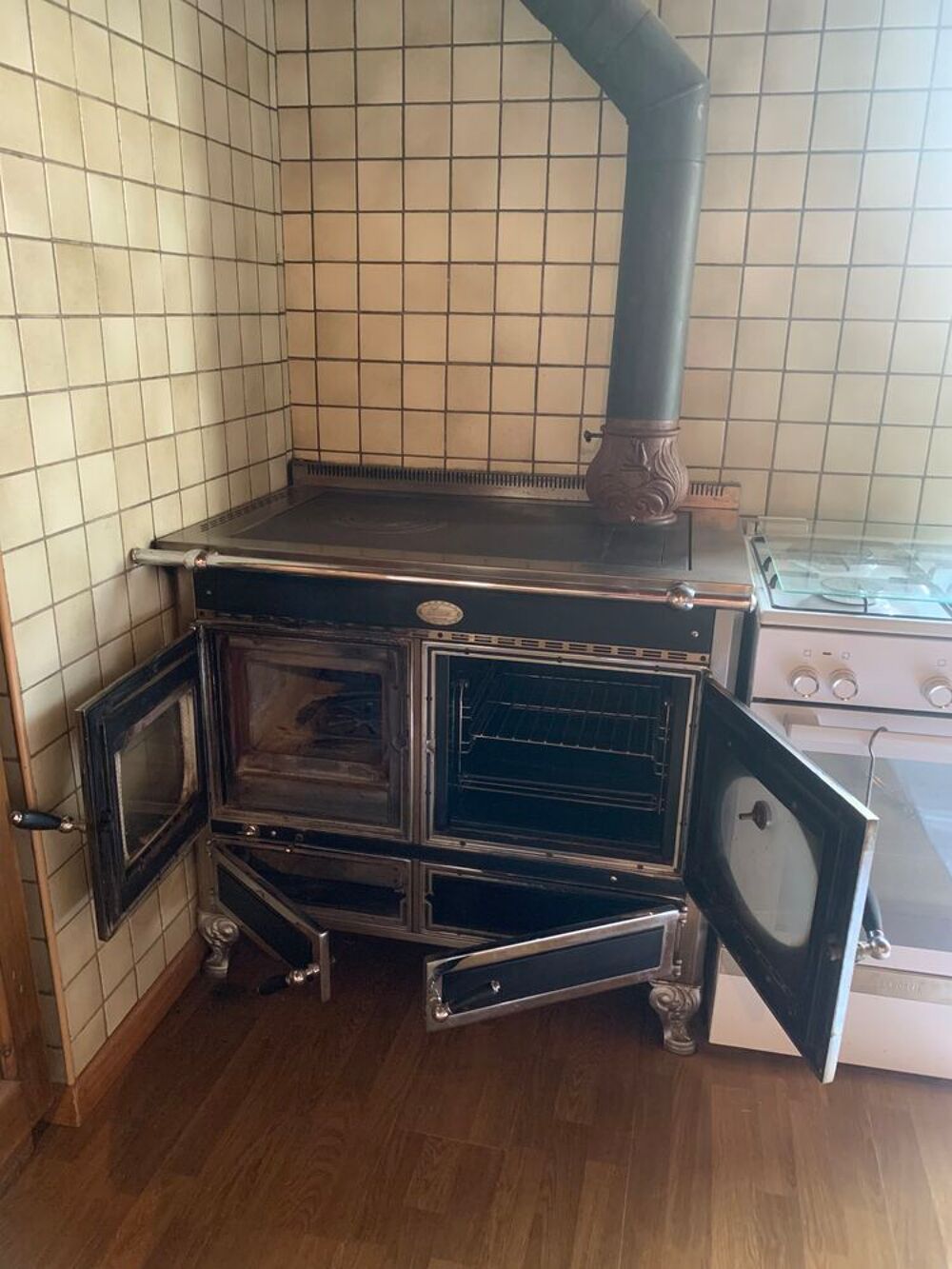 Cuisini&egrave;re &agrave; bois A.R.C.O Cuisine