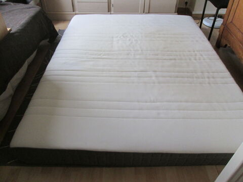 Matelas IKEA 200x160 100 Mont-Saint-Aignan (76)