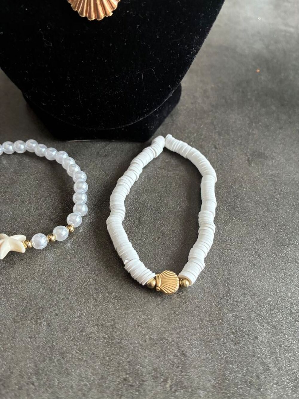 Ensemble bijoux d'&eacute;t&eacute; blanc &amp; dor&eacute; ? 3 Colliers superposable Bijoux et montres