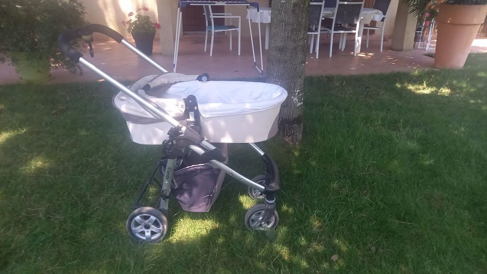 poussette complete Puériculture