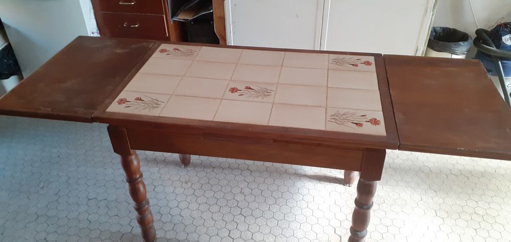 TABLE Meubles
