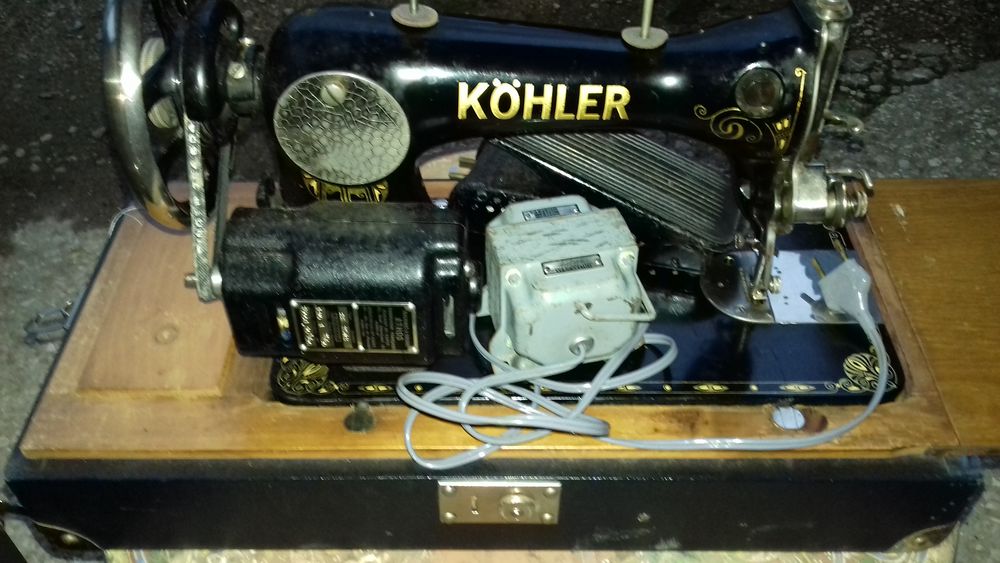 machine &agrave; coudre Electroménager