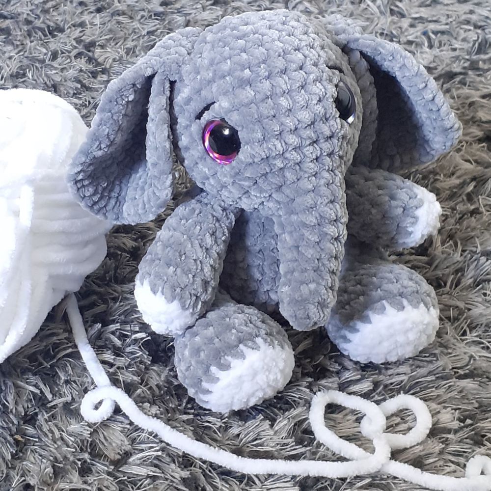 B&eacute;b&eacute; &eacute;l&eacute;phant au crochet Décoration