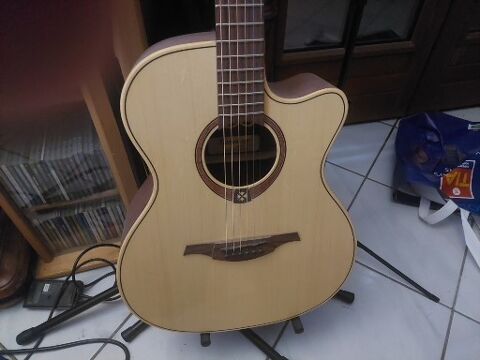 guitare lectro acoustique +ampli 320 Sommires (30)