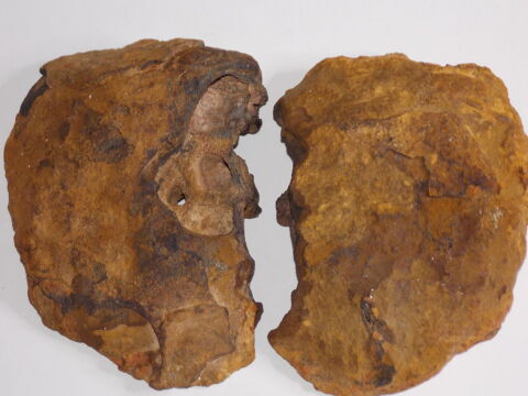 Limonite cloisonn�e  (en 2 pi�ces) Origine inconnue 232gr 22 Moyenmoutier (88)