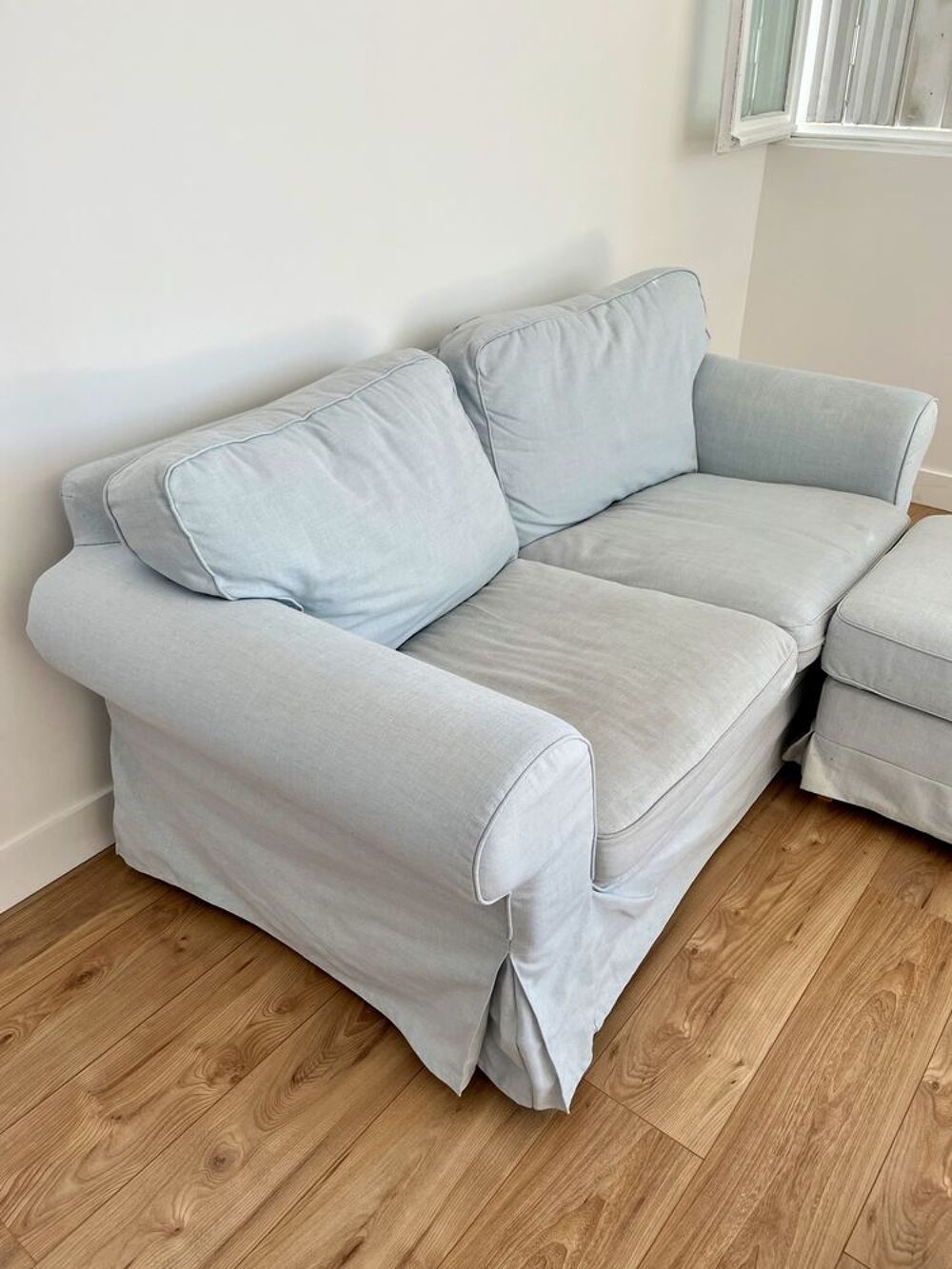 Canap&eacute; bleu clair IKEA Ektorp et m&eacute;ridienne, 2/3 places Meubles