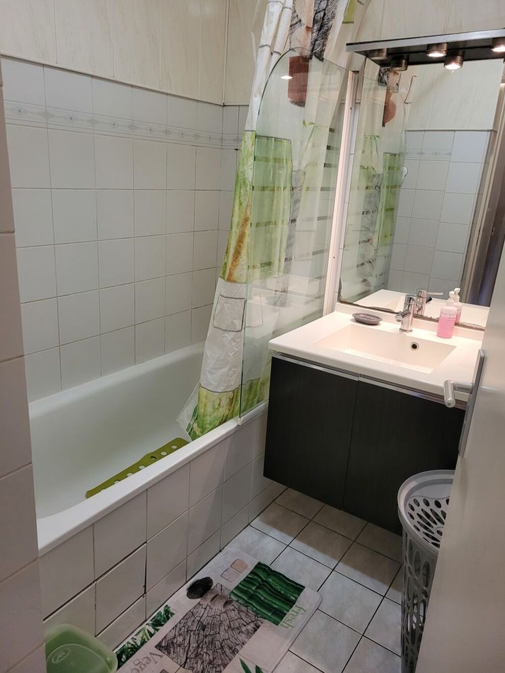 Location Appartement Meublé 45m Cergy le haut proche commodités Cergy