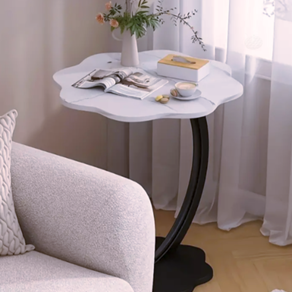 Table d'appoint fleur blanche ? charme po&eacute;tique et design d&eacute; Meubles